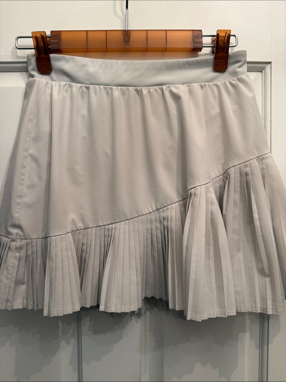 SPANX Light Gray Pleated Mini Skirt